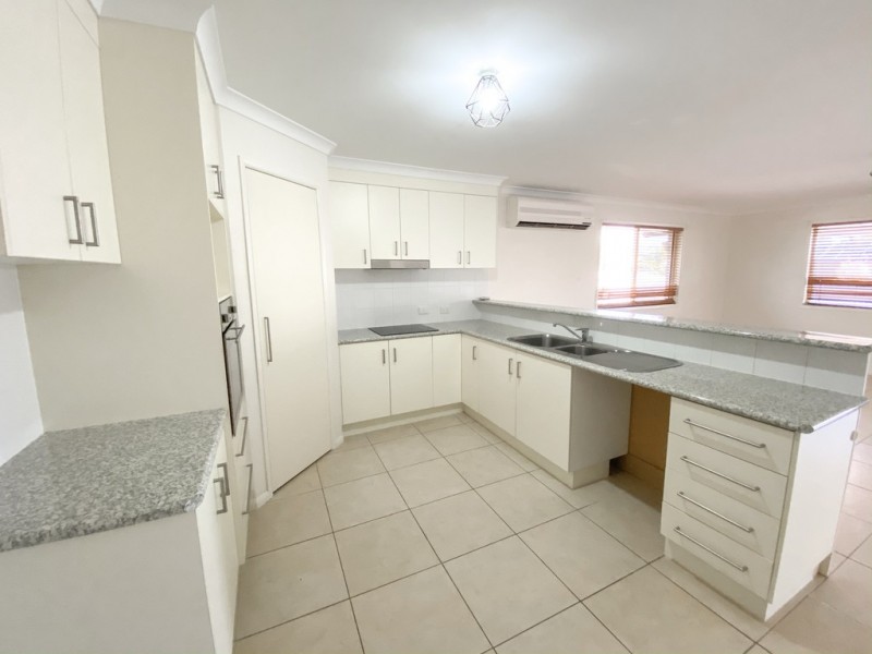 27 TREE VIEW ROAD, Toogoom QLD 4655