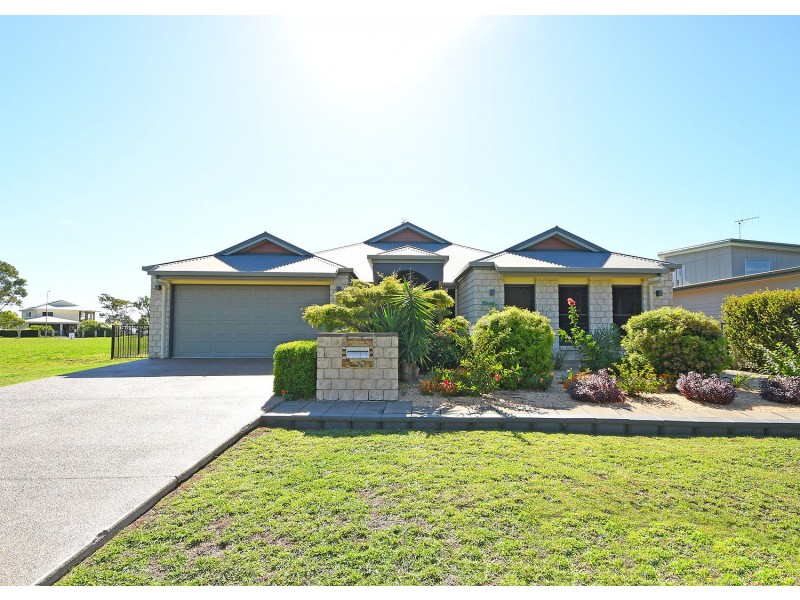 5 Majestic Court, Burrum Heads QLD 4659