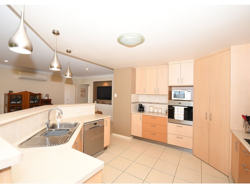 5 Majestic Court, Burrum Heads QLD 4659