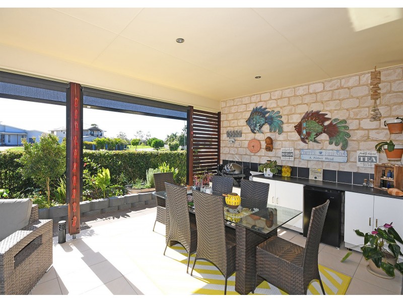 5 Majestic Court, Burrum Heads QLD 4659