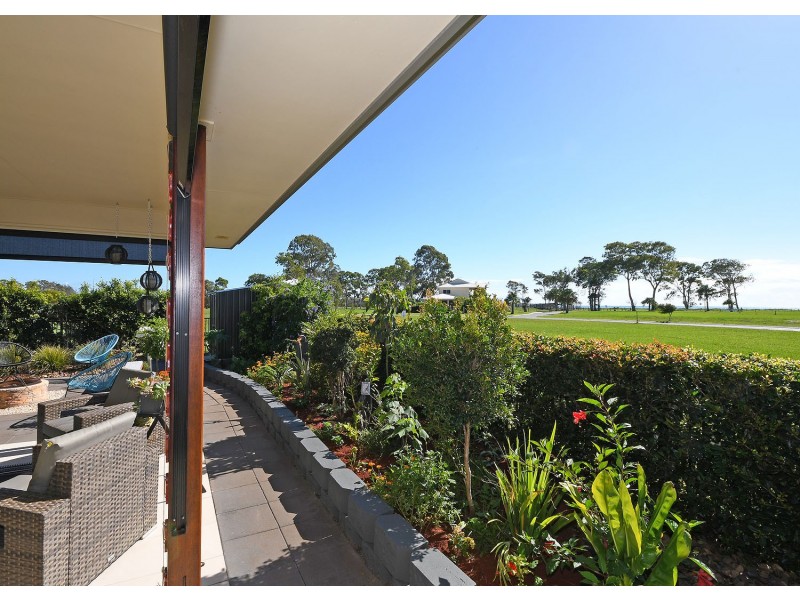 5 Majestic Court, Burrum Heads QLD 4659