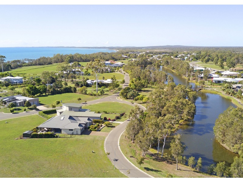 5 Majestic Court, Burrum Heads QLD 4659