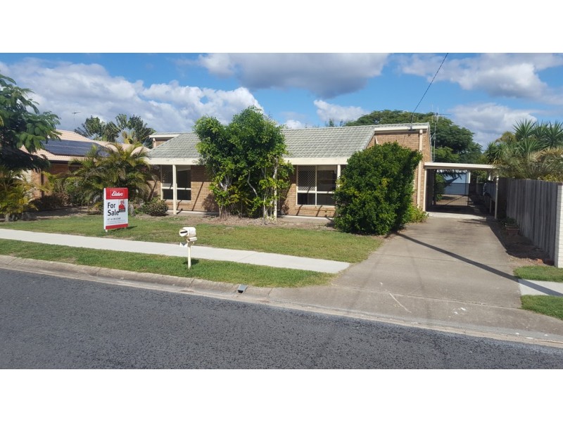 18 Desmond Drive, Toogoom QLD 4655