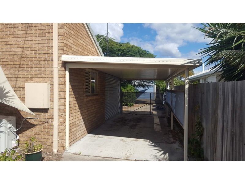 18 Desmond Drive, Toogoom QLD 4655
