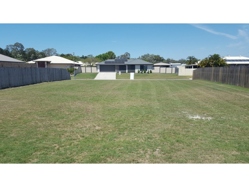 4 Silverleaf Terrace, Toogoom QLD 4655
