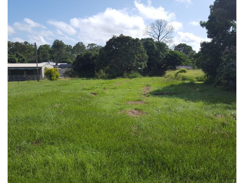 3 Charles Street, Howard QLD 4659