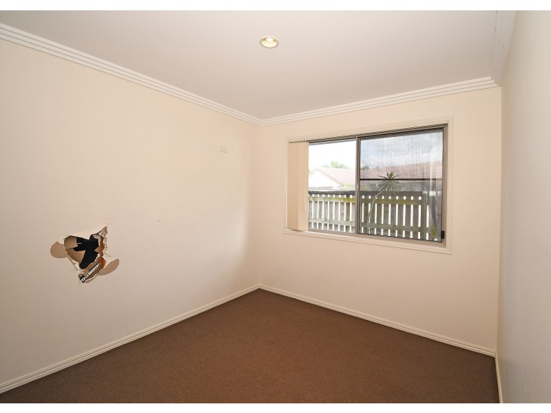 8 Reef Close, Toogoom QLD 4655