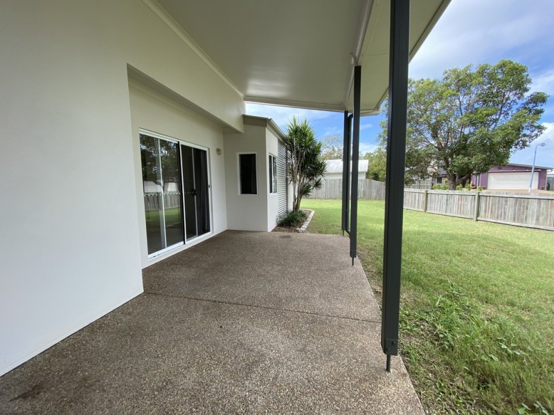 7 CLEARWATER CRESCENT, Toogoom QLD 4655