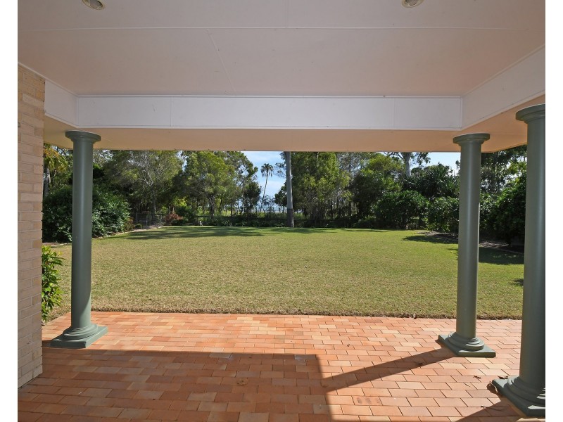15 NAUTILUS COURT, Dundowran Beach QLD 4655