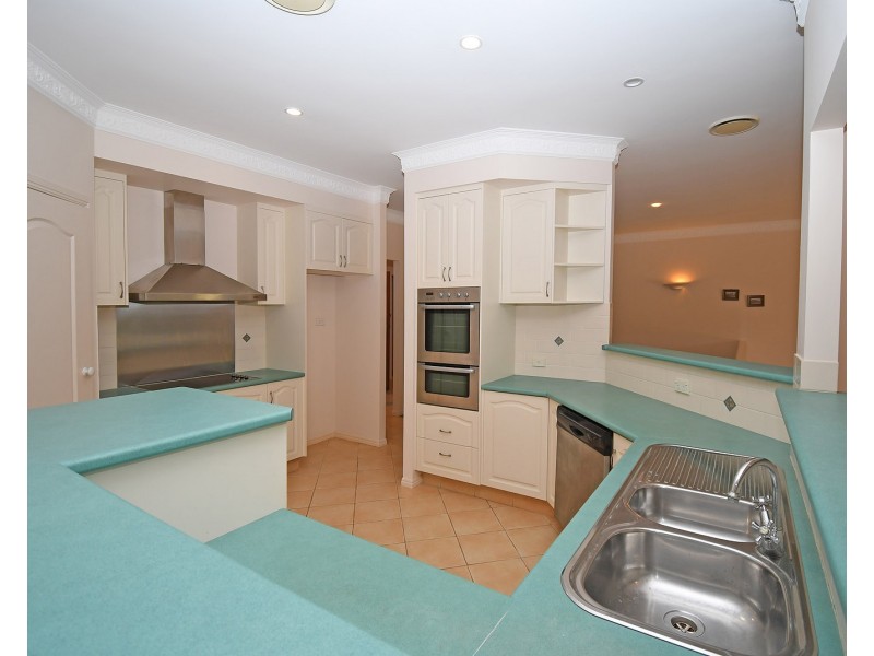 15 NAUTILUS COURT, Dundowran Beach QLD 4655