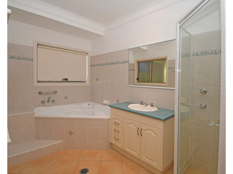 15 NAUTILUS COURT, Dundowran Beach QLD 4655