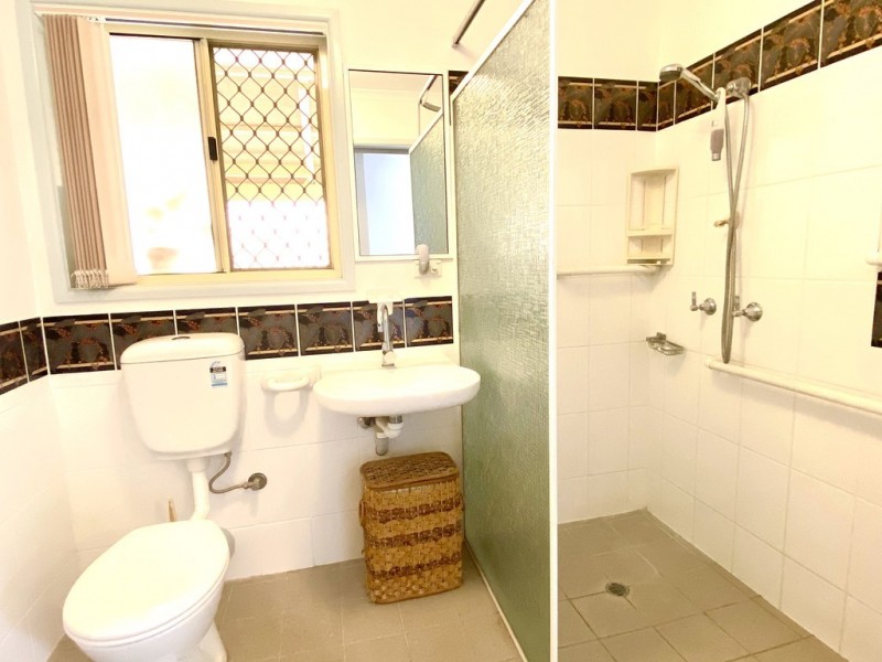 34 Desmond Drive, Toogoom QLD 4655