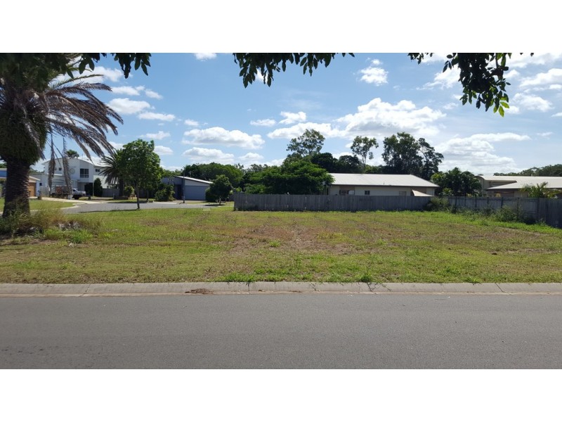 1 AQUA COURT, Toogoom QLD 4655