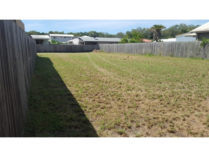 16 WAVE COURT, Toogoom QLD 4655