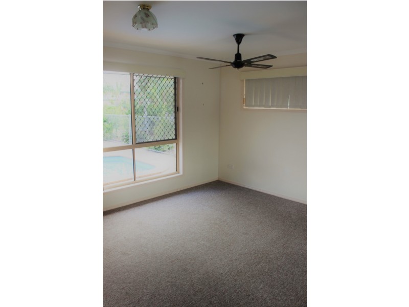 10 TREVALLI COURT, Toogoom QLD 4655