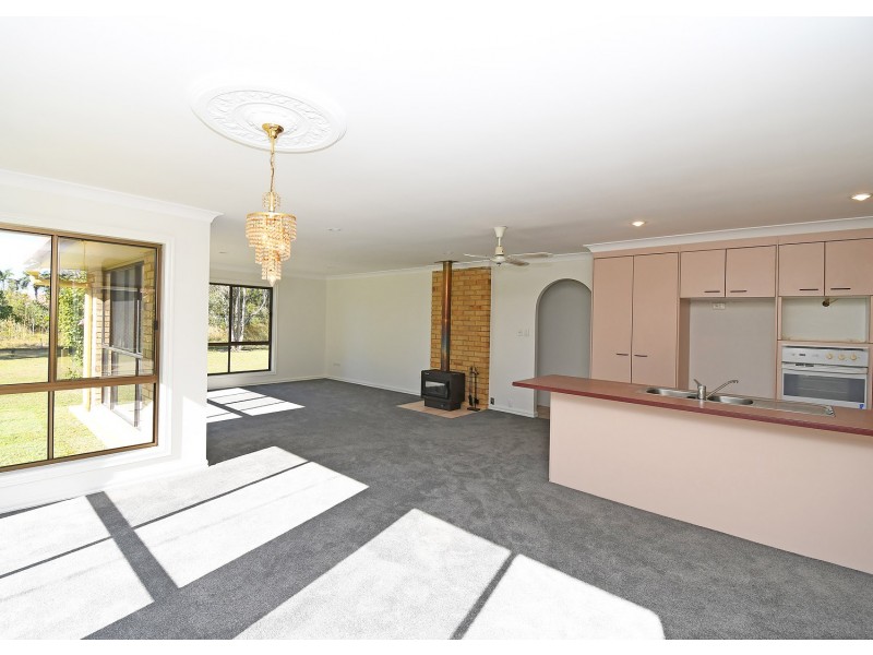 22 Kent Street, Torbanlea QLD 4662