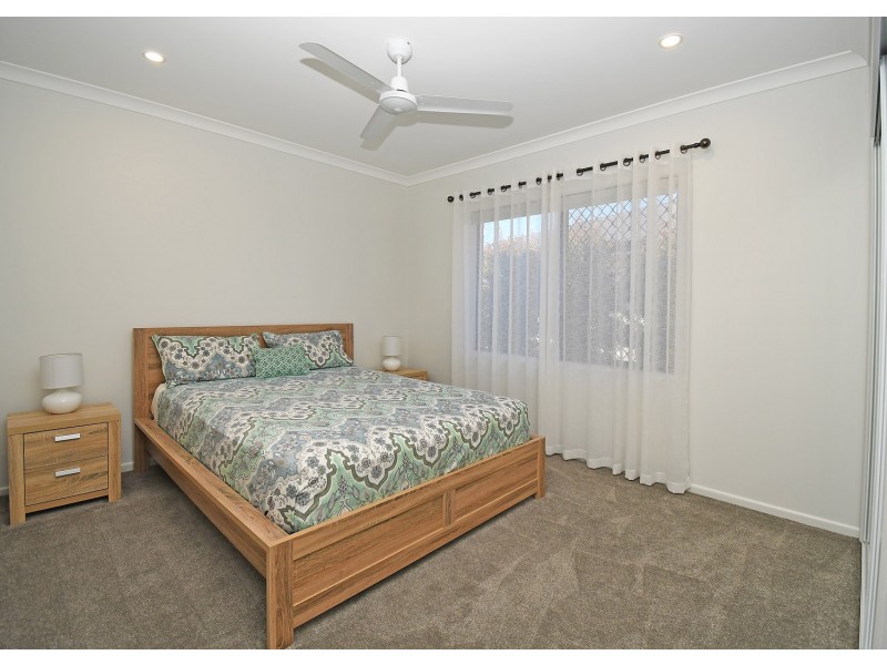 2 WREN WAY, Burrum Heads QLD 4659