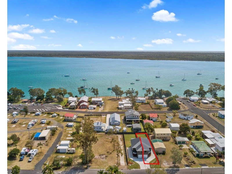 1/6 HOWARD STREET, Burrum Heads QLD 4659