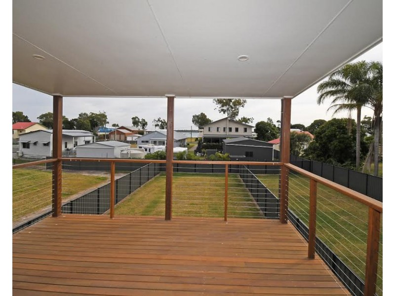 1/6 HOWARD STREET, Burrum Heads QLD 4659