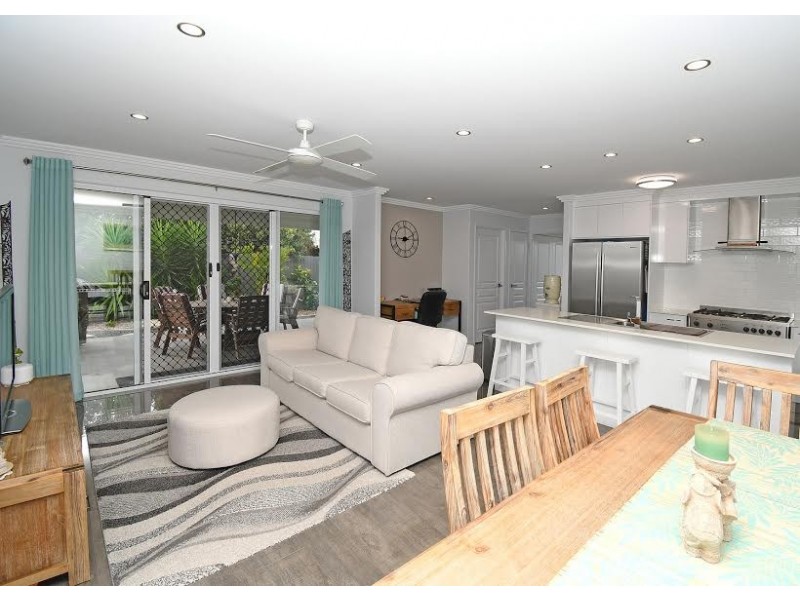29 Bryan Court, Burrum Heads QLD 4659