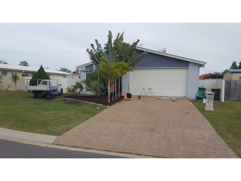 17 Swan View Court, Toogoom QLD 4655