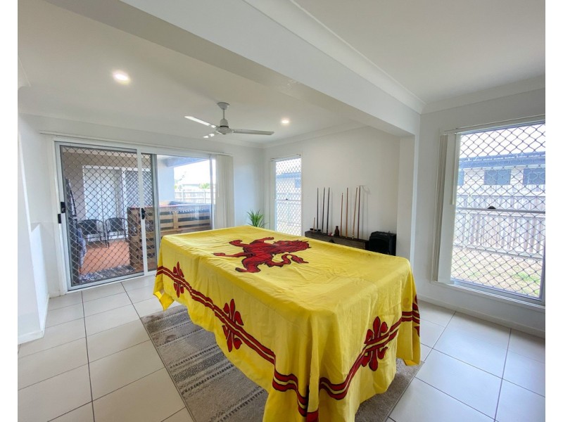 1 Longboard Street, Toogoom QLD 4655