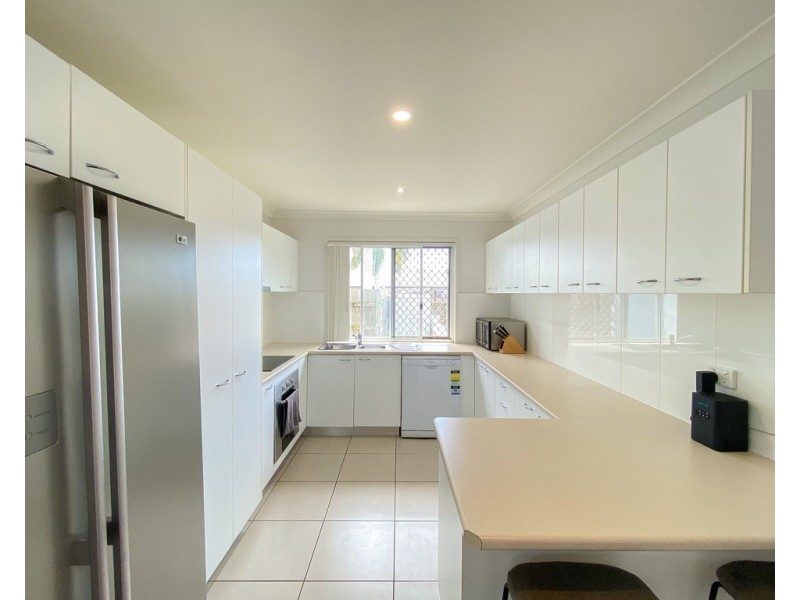 1 Longboard Street, Toogoom QLD 4655