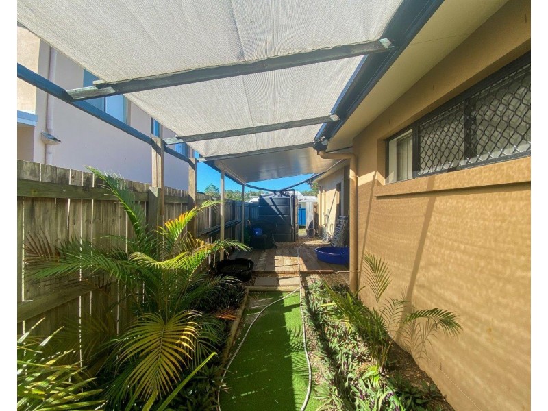18 Wave Court, Toogoom QLD 4655