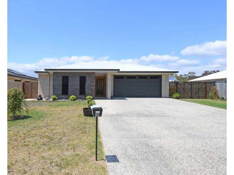 25 Northshore Avenue, Toogoom QLD 4655