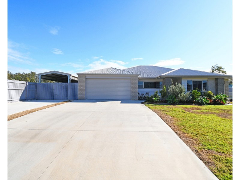2 CASTAWAY COURT, Toogoom QLD 4655