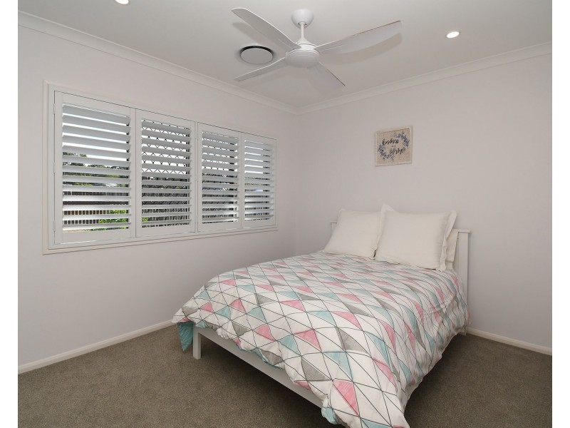 2 CASTAWAY COURT, Toogoom QLD 4655