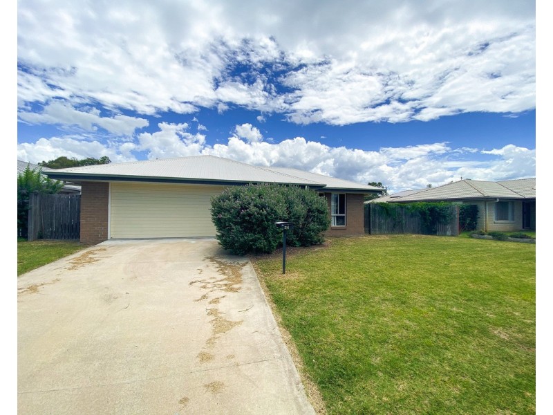 24 Seashore Way, Toogoom QLD 4655