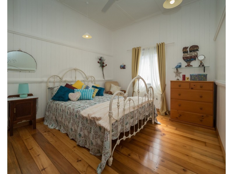 32 SHELLCOT STREET, Toogoom QLD 4655