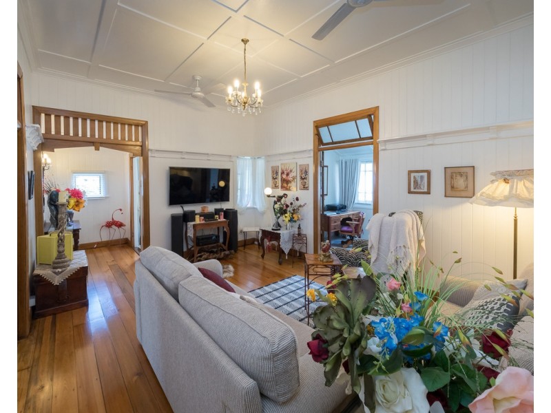 32 SHELLCOT STREET, Toogoom QLD 4655