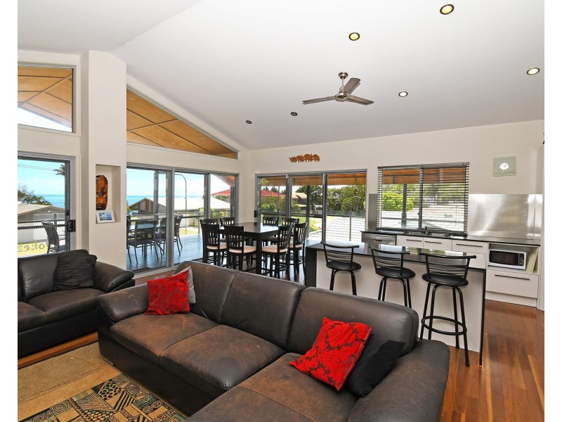 69 KINGFISHER PARADE, Toogoom QLD 4655
