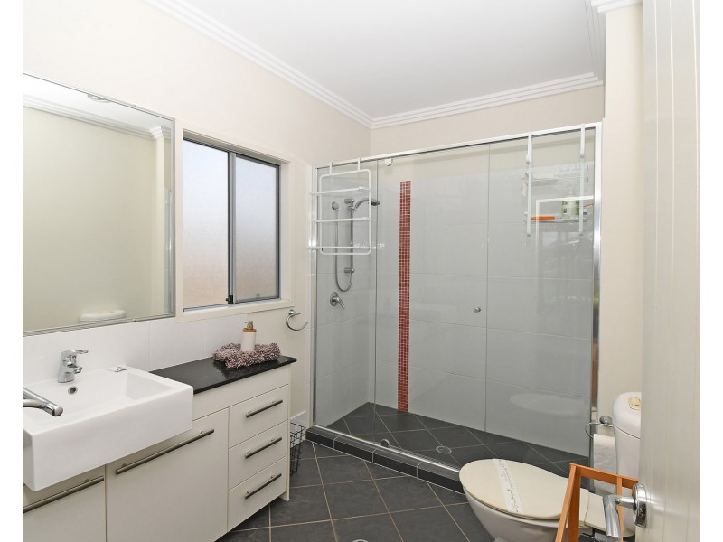 69 KINGFISHER PARADE, Toogoom QLD 4655