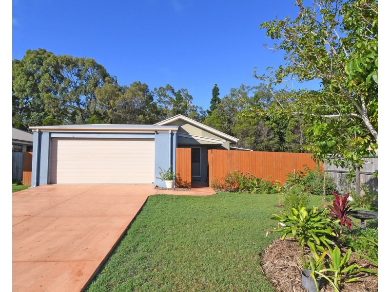 13 Oyster Court, Toogoom QLD 4655