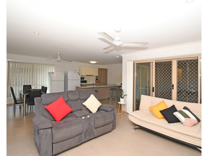 13 Oyster Court, Toogoom QLD 4655