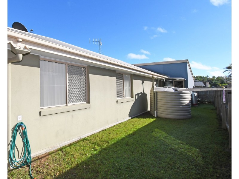 13 Oyster Court, Toogoom QLD 4655