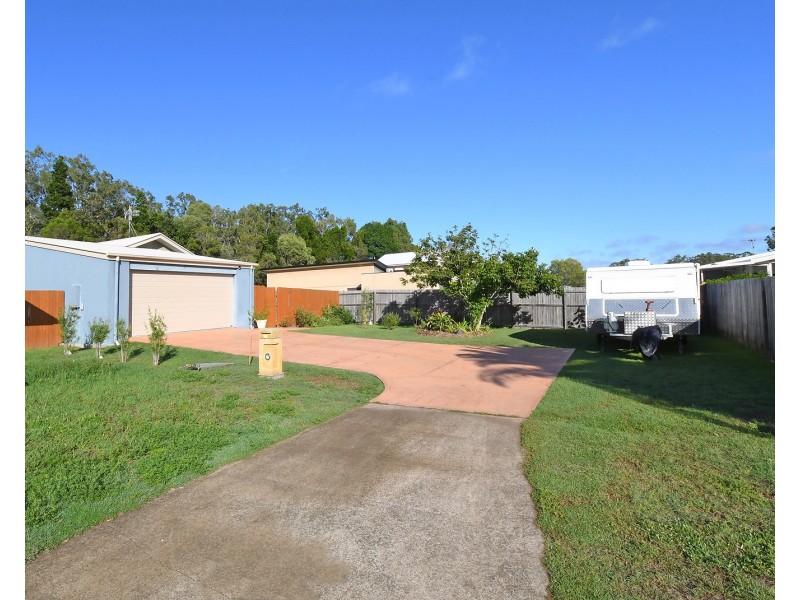 13 Oyster Court, Toogoom QLD 4655