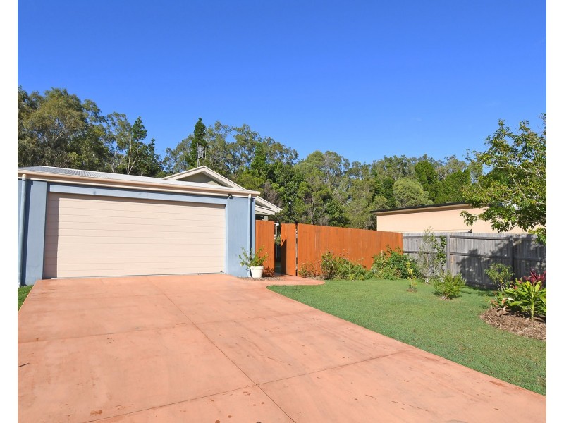 13 Oyster Court, Toogoom QLD 4655