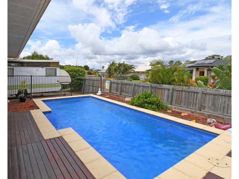 27 Tree View Road, Toogoom QLD 4655