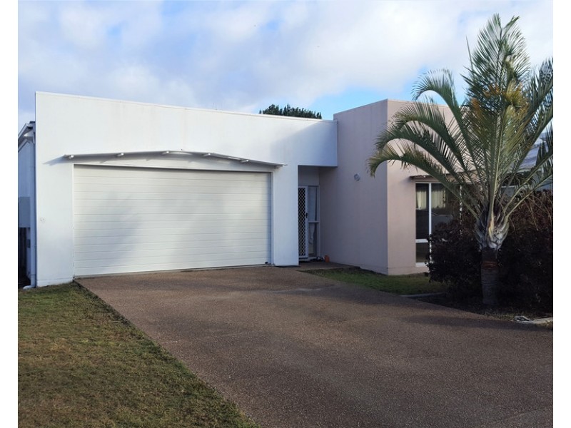 7 SWAN VIEW COURT, Toogoom QLD 4655