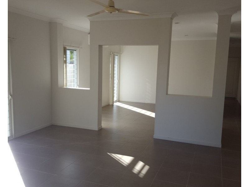 7 SWAN VIEW COURT, Toogoom QLD 4655