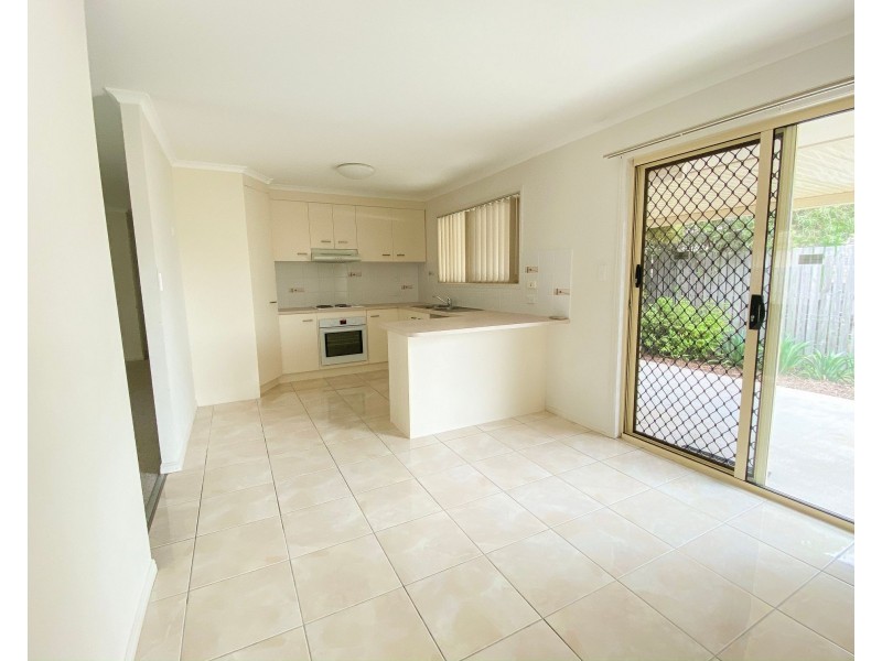 4 SEASHORE WAY, Toogoom QLD 4655