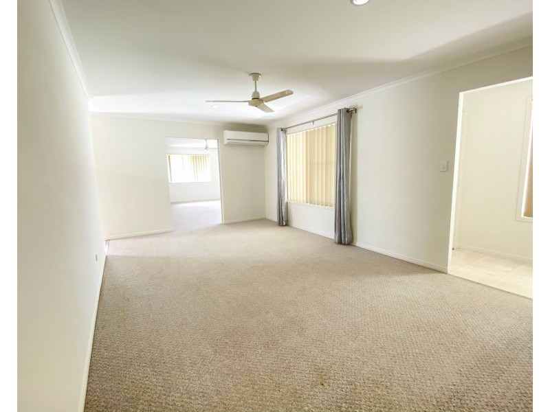 4 SEASHORE WAY, Toogoom QLD 4655