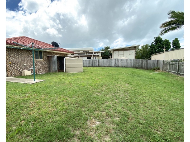 4 SEASHORE WAY, Toogoom QLD 4655