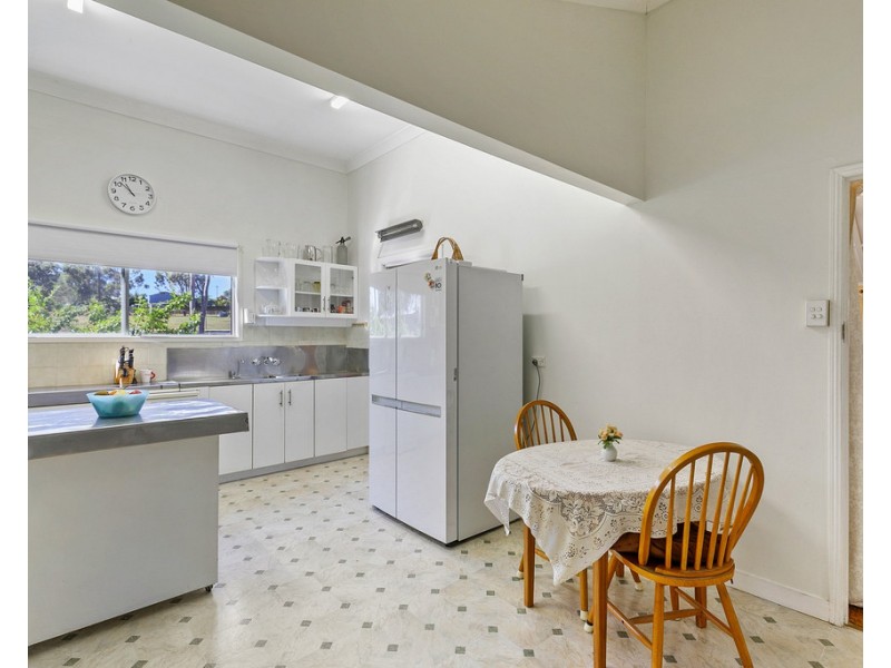 7 OAKES DRIVE, Burrum Heads QLD 4659