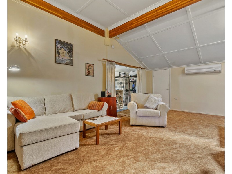 7 OAKES DRIVE, Burrum Heads QLD 4659