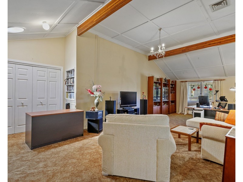 7 OAKES DRIVE, Burrum Heads QLD 4659